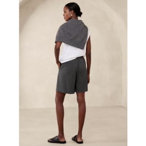 New NWT Banana Republic Hayden Dress Shorts Hi - Rise Straight Fit Size 10 - Picture 3 of 11